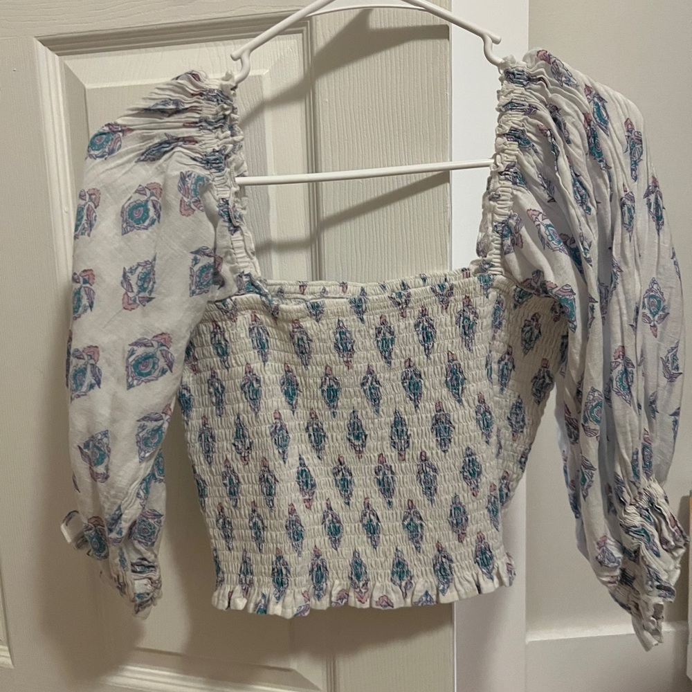 white cropped blouse